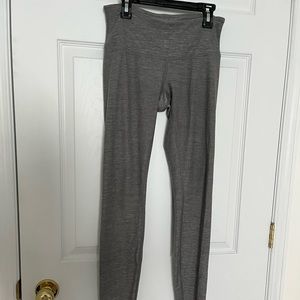 Gray Lululemon Wonder Under Leggings